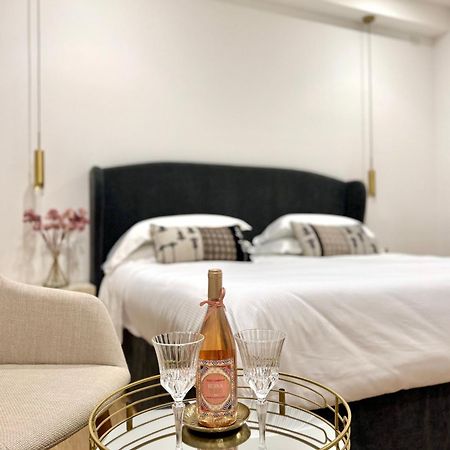 Feel Boutique Rooms Oristano Kültér fotó
