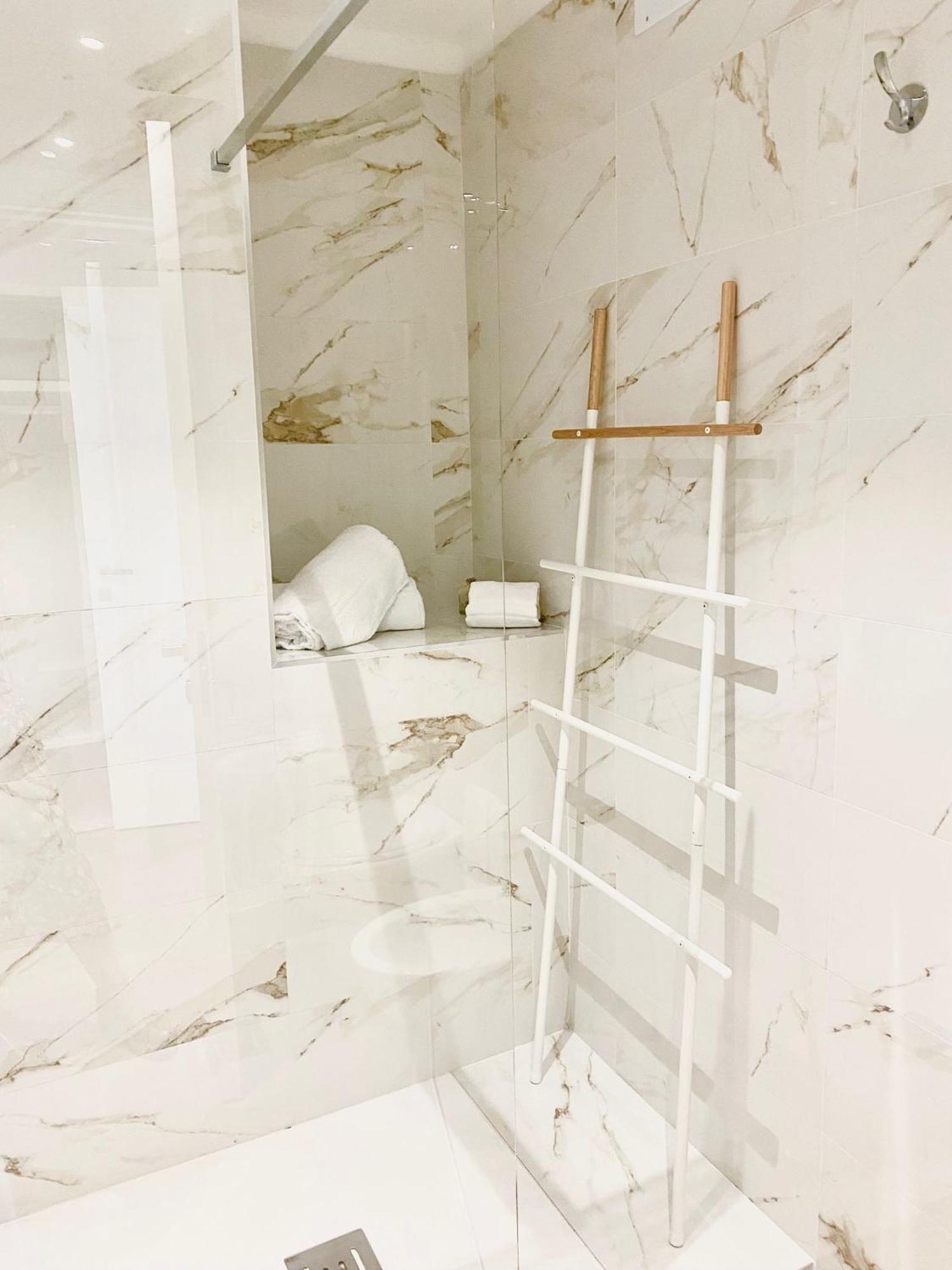 Feel Boutique Rooms Oristano Kültér fotó