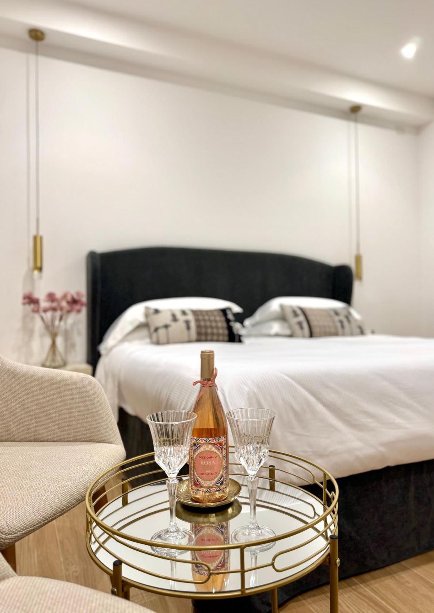 Feel Boutique Rooms Oristano Kültér fotó